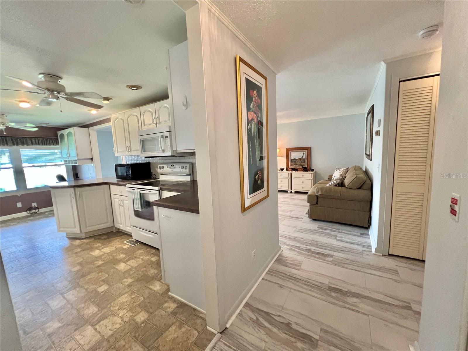 Image 32 of 80 For 103 Fountain Cove