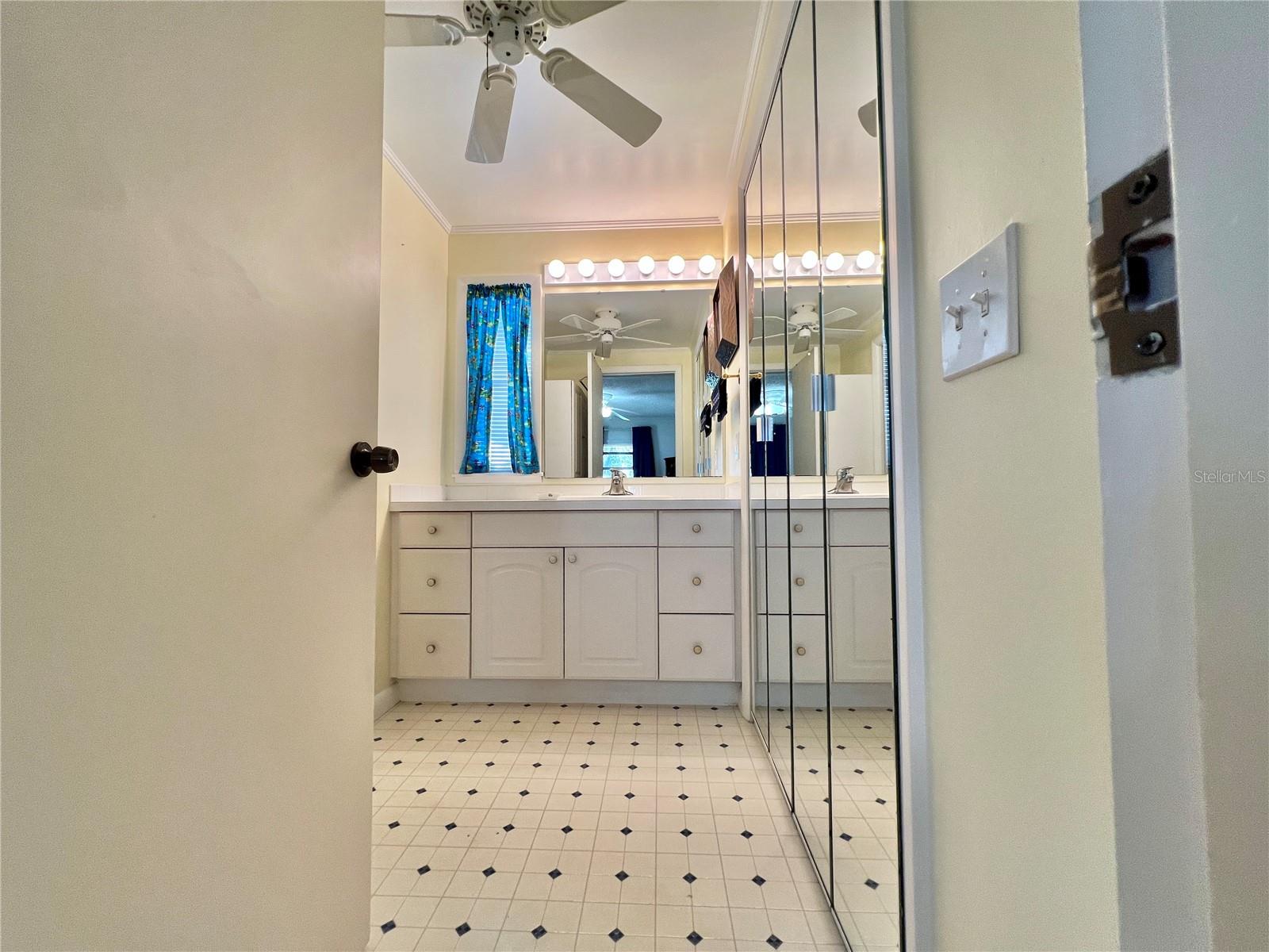 Image 37 of 80 For 103 Fountain Cove