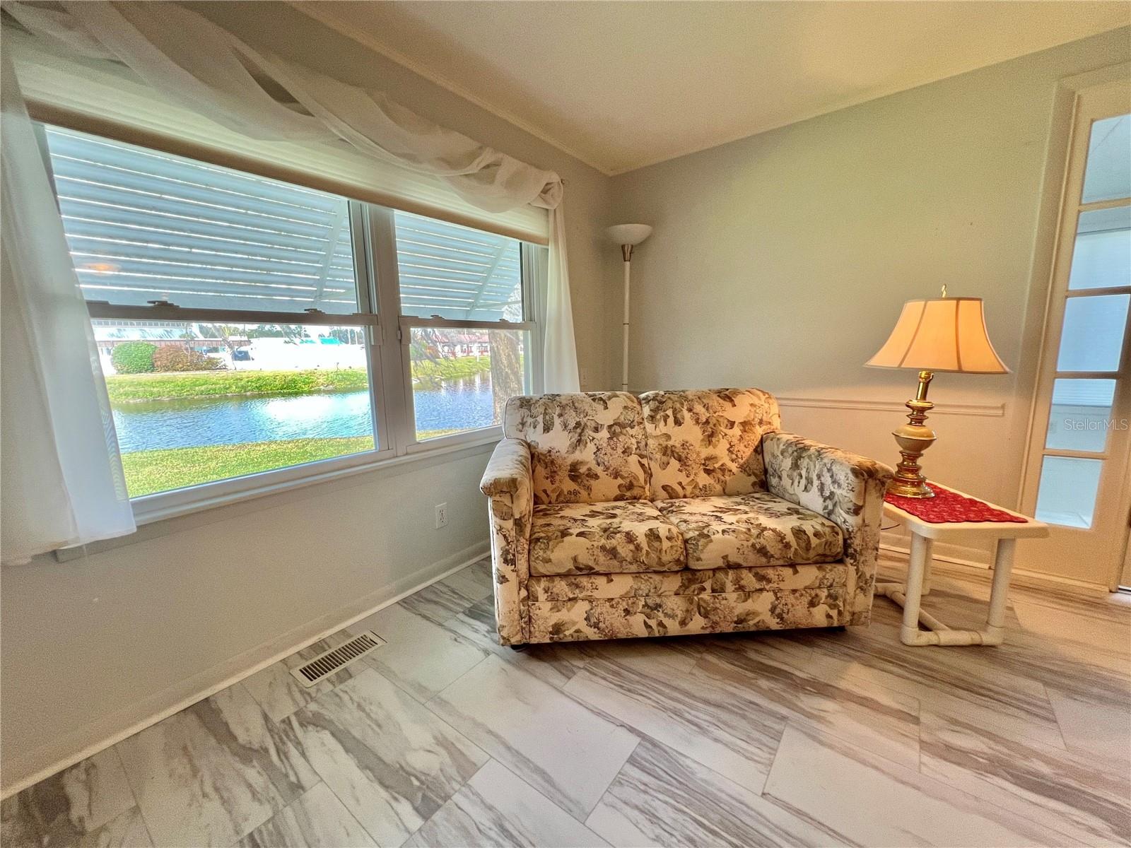 Image 9 of 80 For 103 Fountain Cove