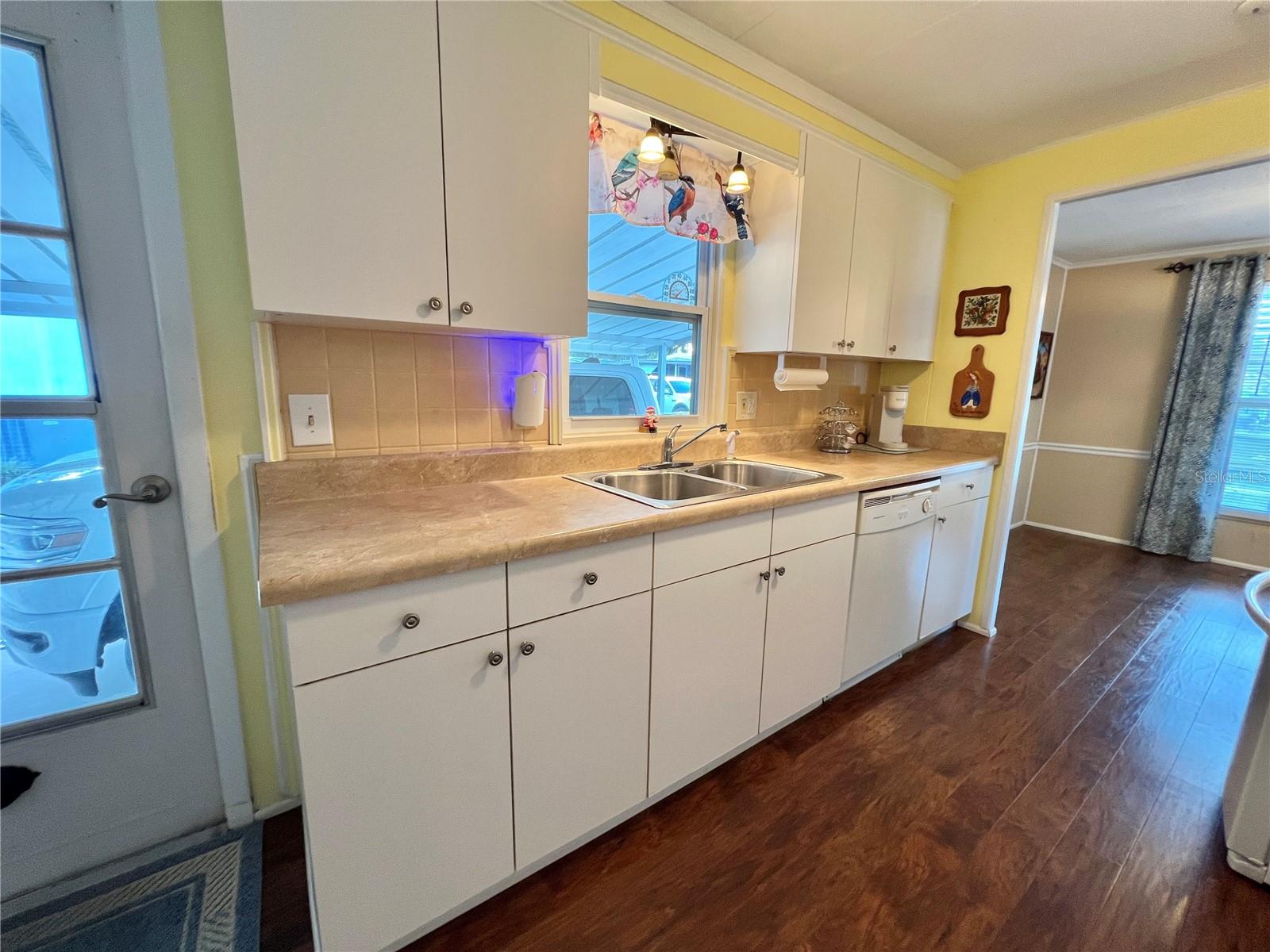 Image 21 of 50 For 139 Aspen Circle