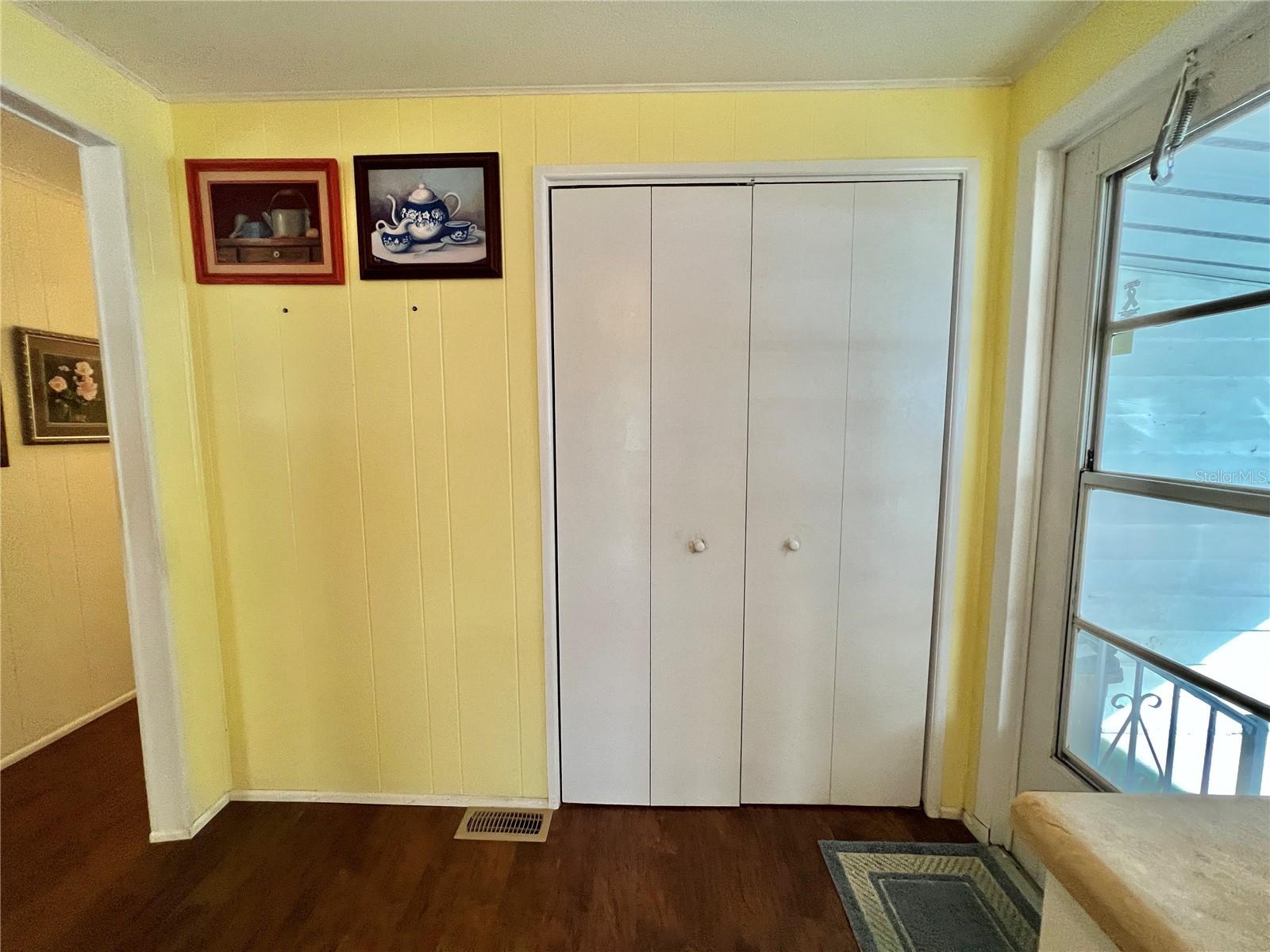 Image 25 of 50 For 139 Aspen Circle