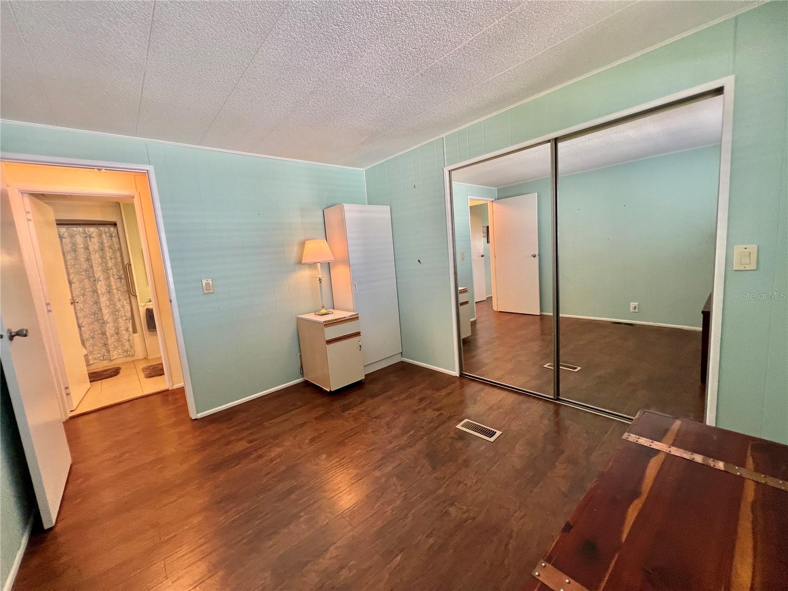 Image 28 of 50 For 139 Aspen Circle