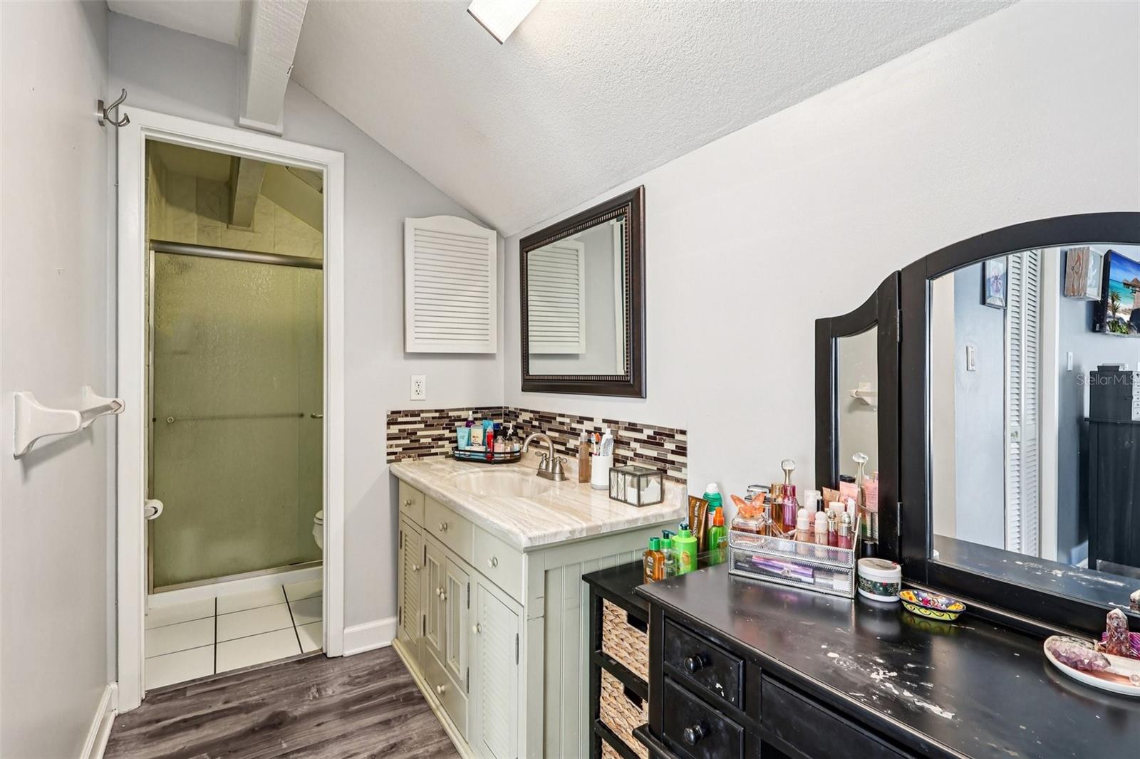 Image 19 of 42 For 8812 Shadow Bay Drive