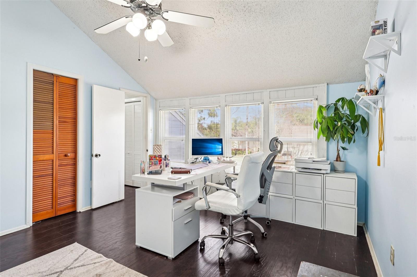 Image 28 of 42 For 8812 Shadow Bay Drive