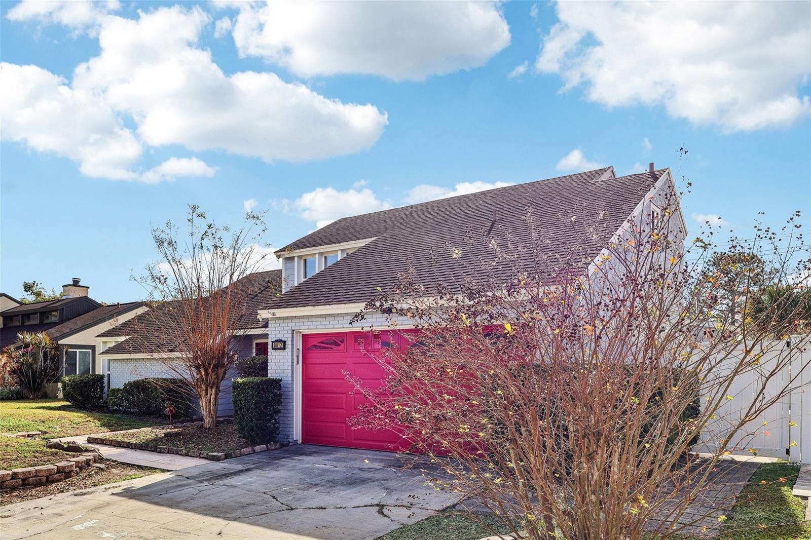 Image 3 of 42 For 8812 Shadow Bay Drive