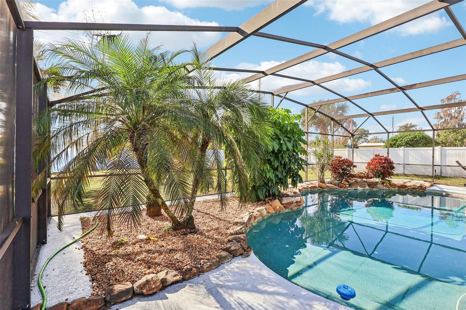 Image 35 of 42 For 8812 Shadow Bay Drive