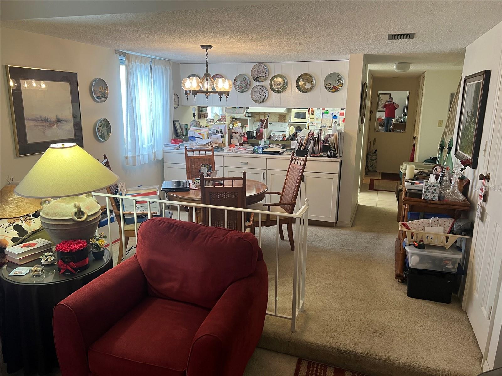 Image 7 of 30 For 1412 Oak Place E