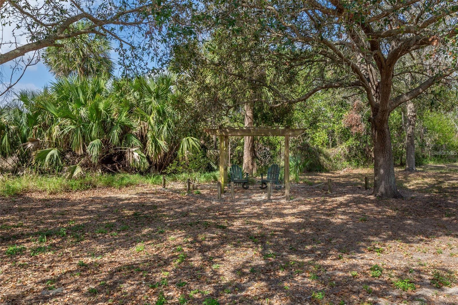 Listing photo id 27 for 2256 Lake Pointe Circle