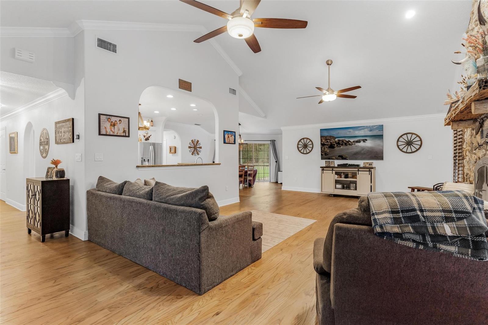 Image 15 of 65 For 5100 Griffin View Drive