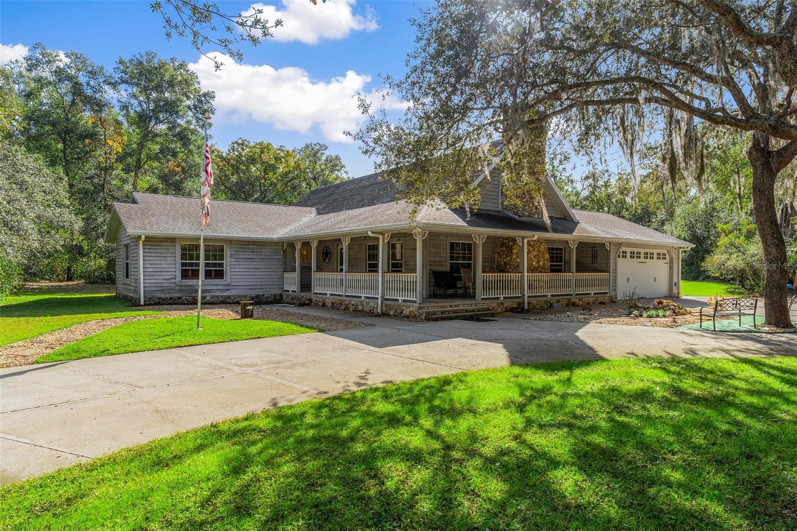 Image 4 of 65 For 5100 Griffin View Drive