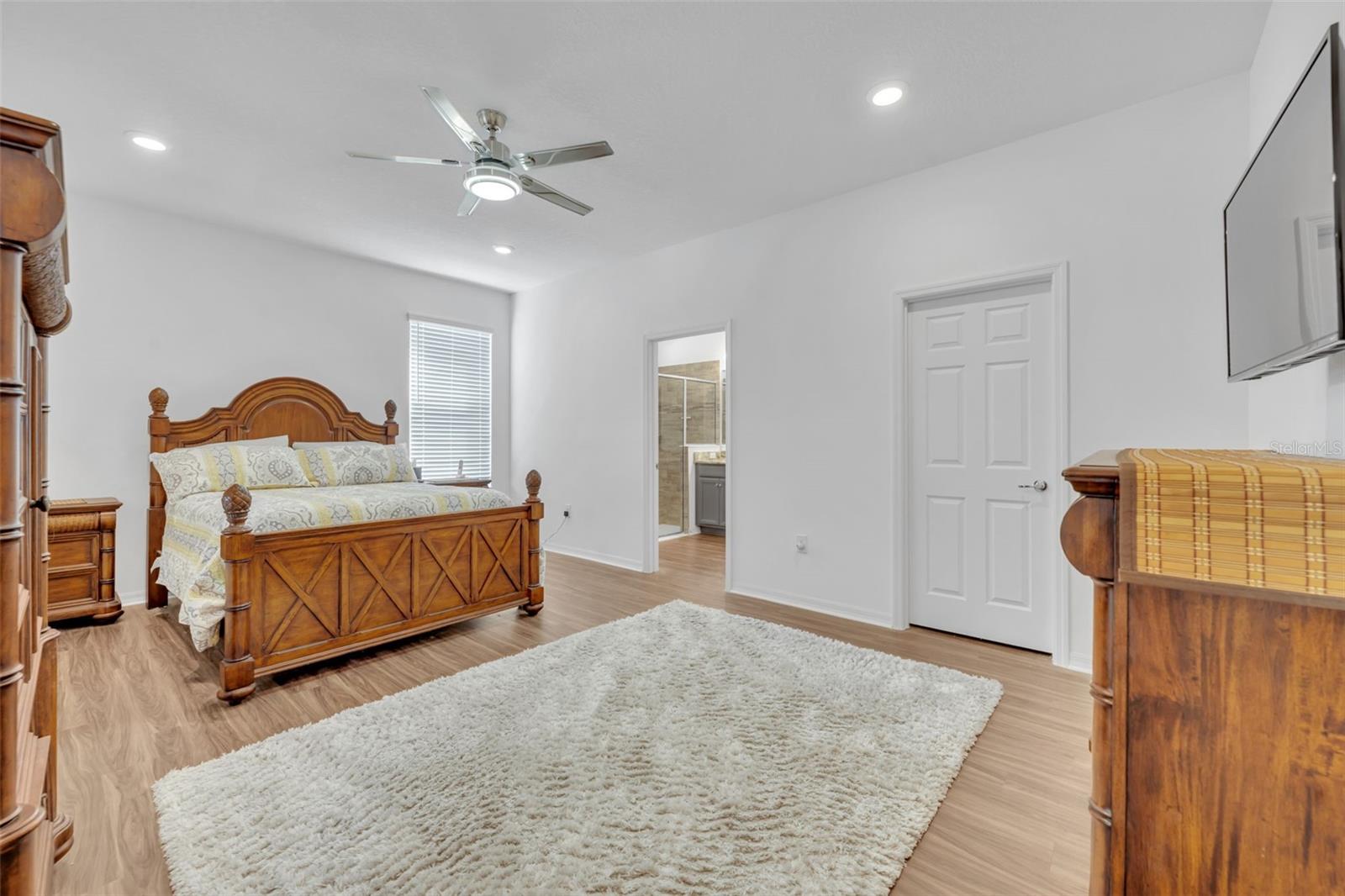 Image 21 of 40 For 4249 Beargrass Street