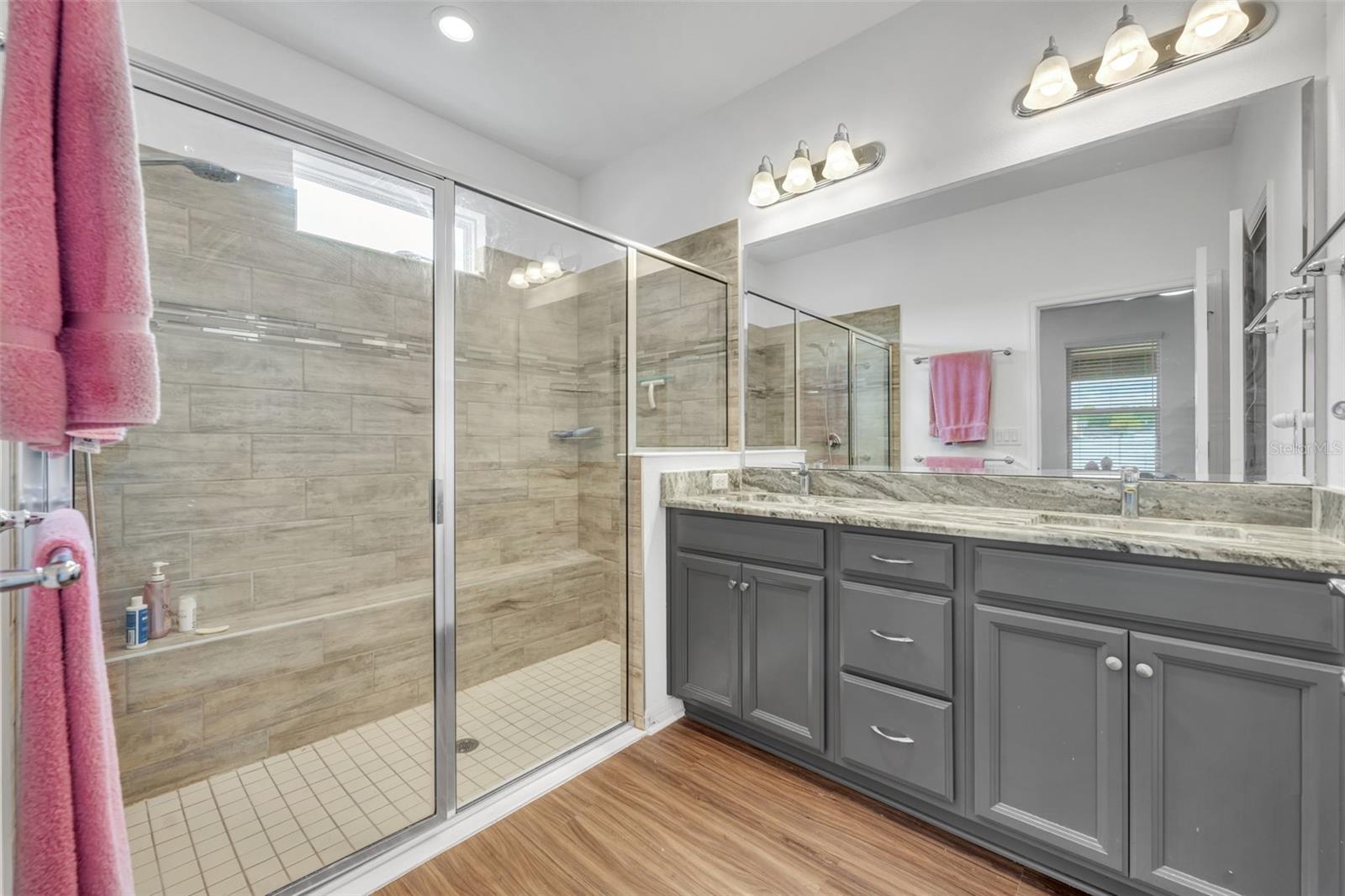 Image 24 of 40 For 4249 Beargrass Street