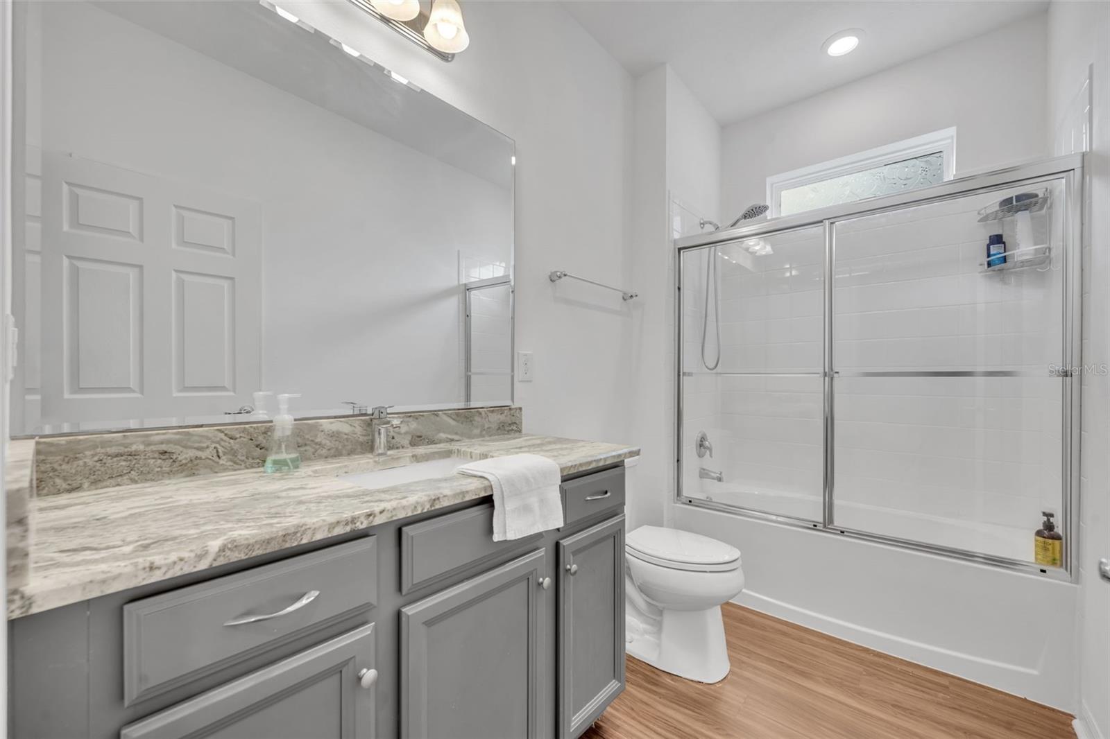 Image 29 of 40 For 4249 Beargrass Street