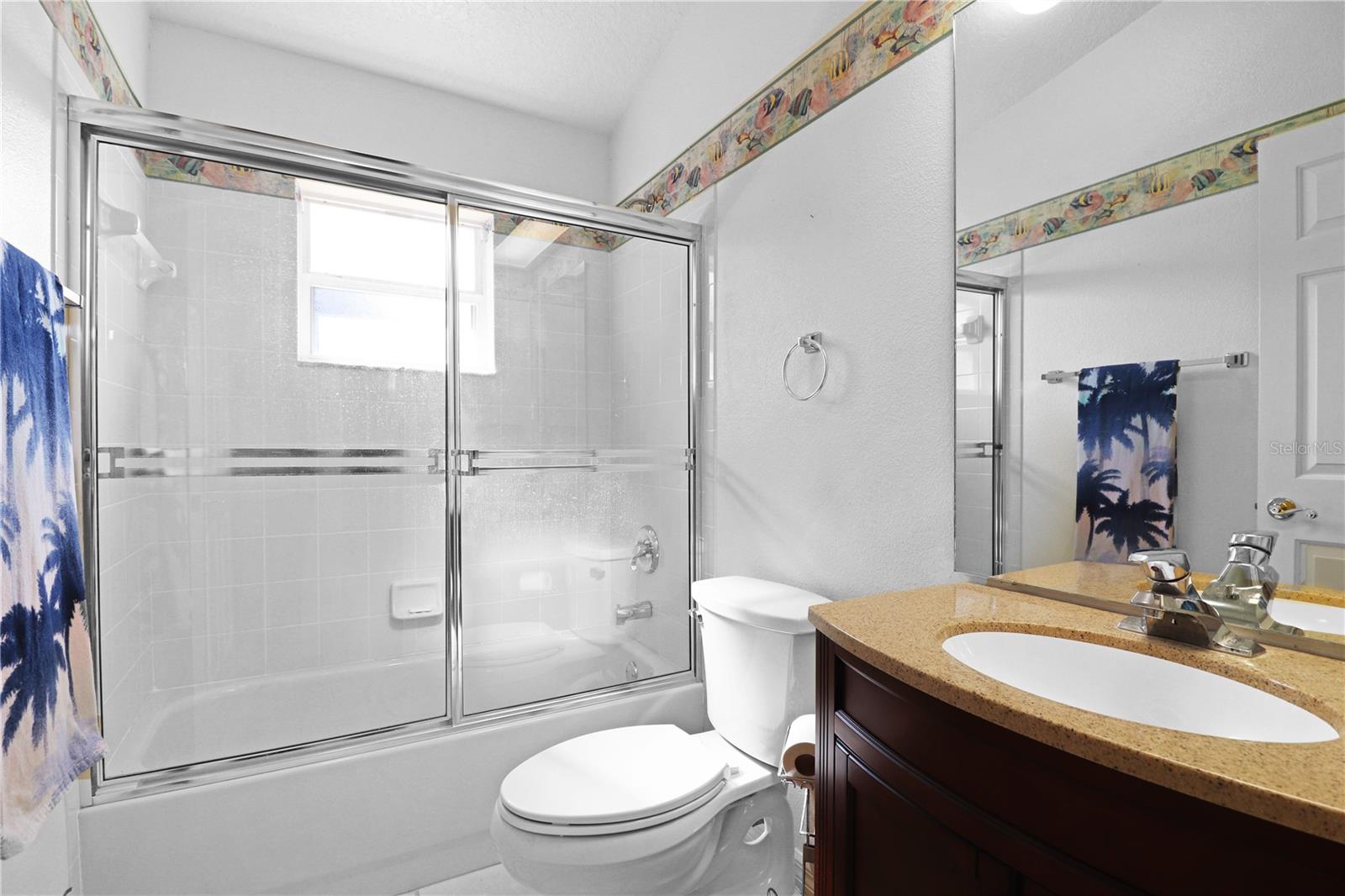 Image 19 of 46 For 21300 Royal St Georges Lane