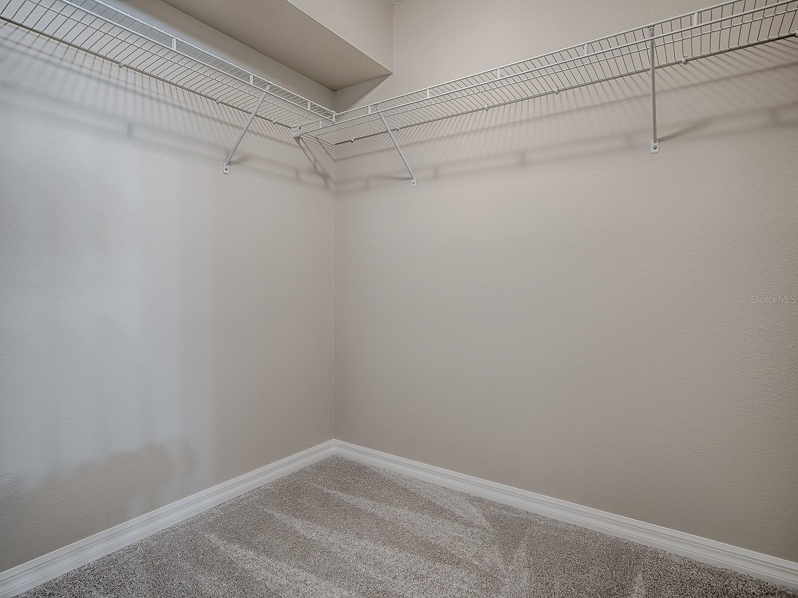 Image 15 of 18 For 5318 Edgewater Way 10