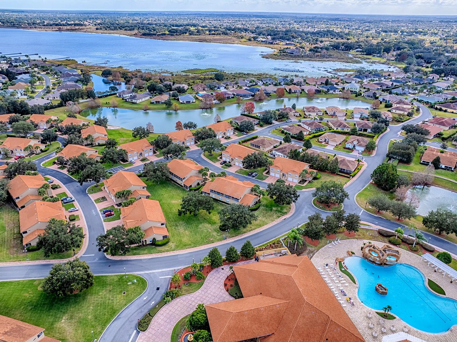 Image 17 of 18 For 5318 Edgewater Way 10