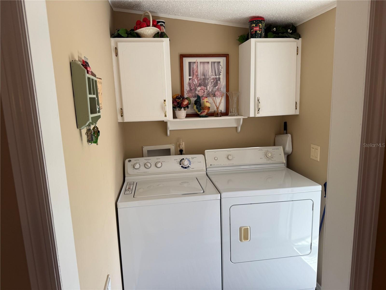 Image 9 of 32 For 6820 Mable Lane