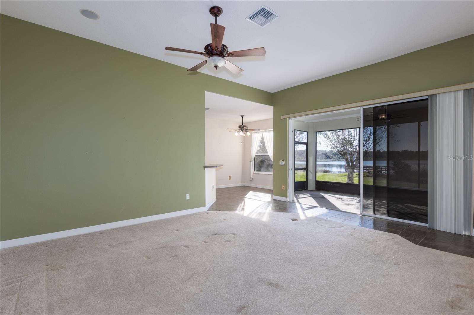 Image 24 of 67 For 3804 Bayshore Circle