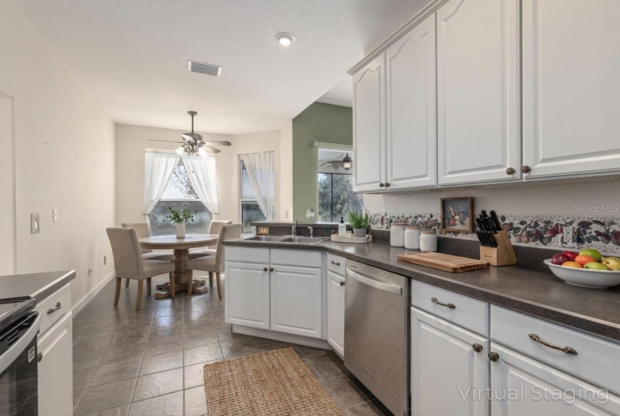 Image 27 of 67 For 3804 Bayshore Circle