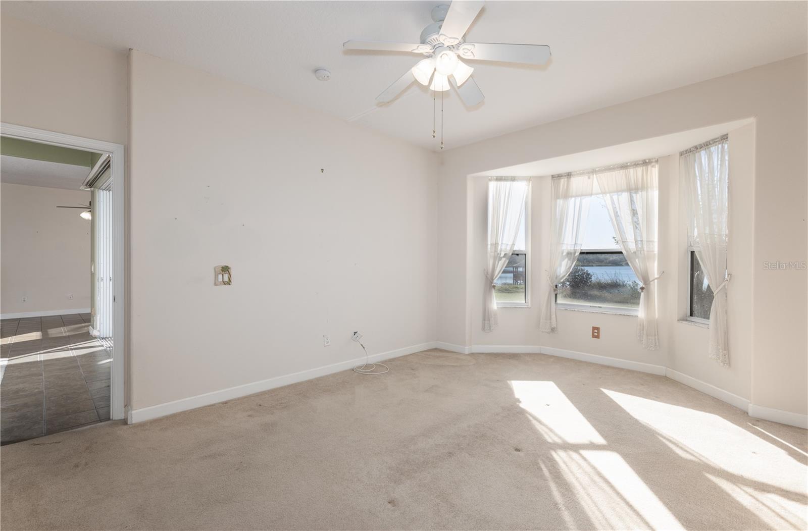 Image 35 of 67 For 3804 Bayshore Circle