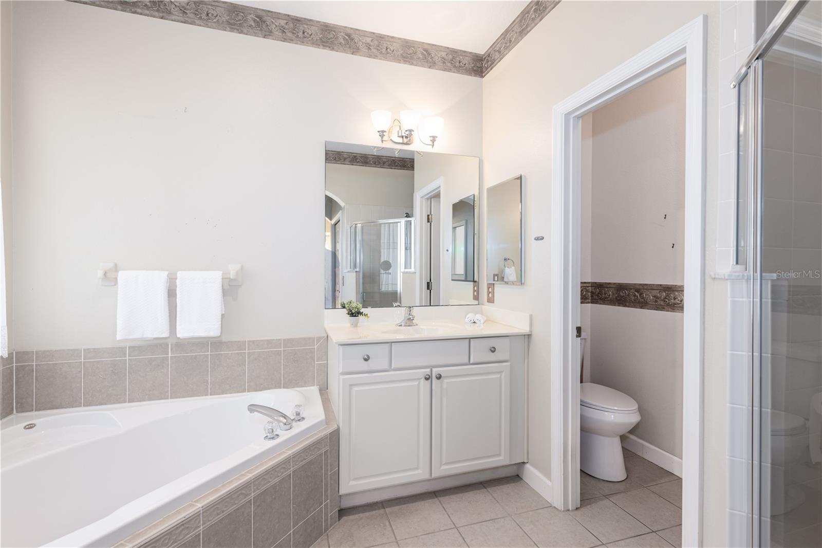 Image 38 of 67 For 3804 Bayshore Circle