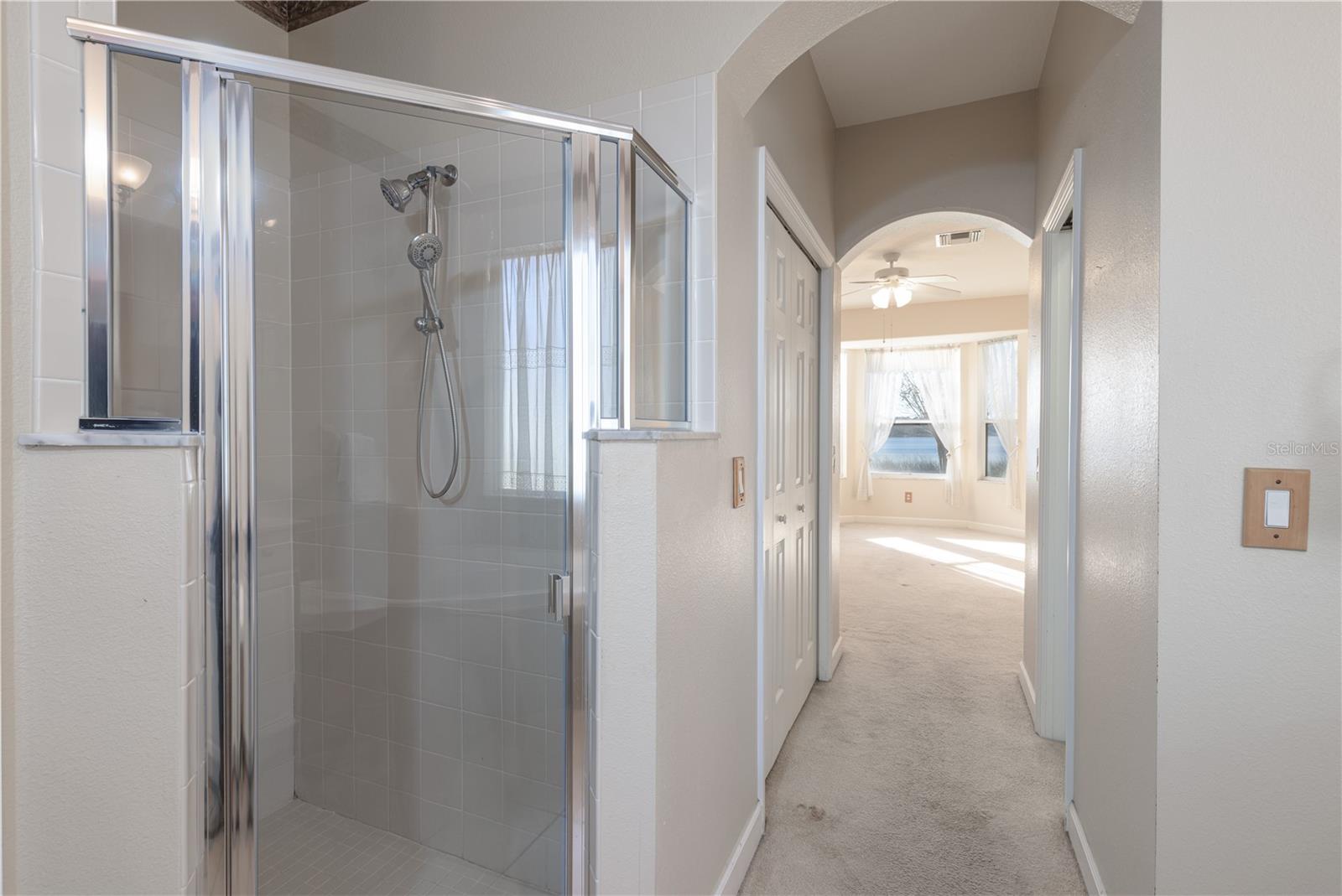 Image 39 of 67 For 3804 Bayshore Circle