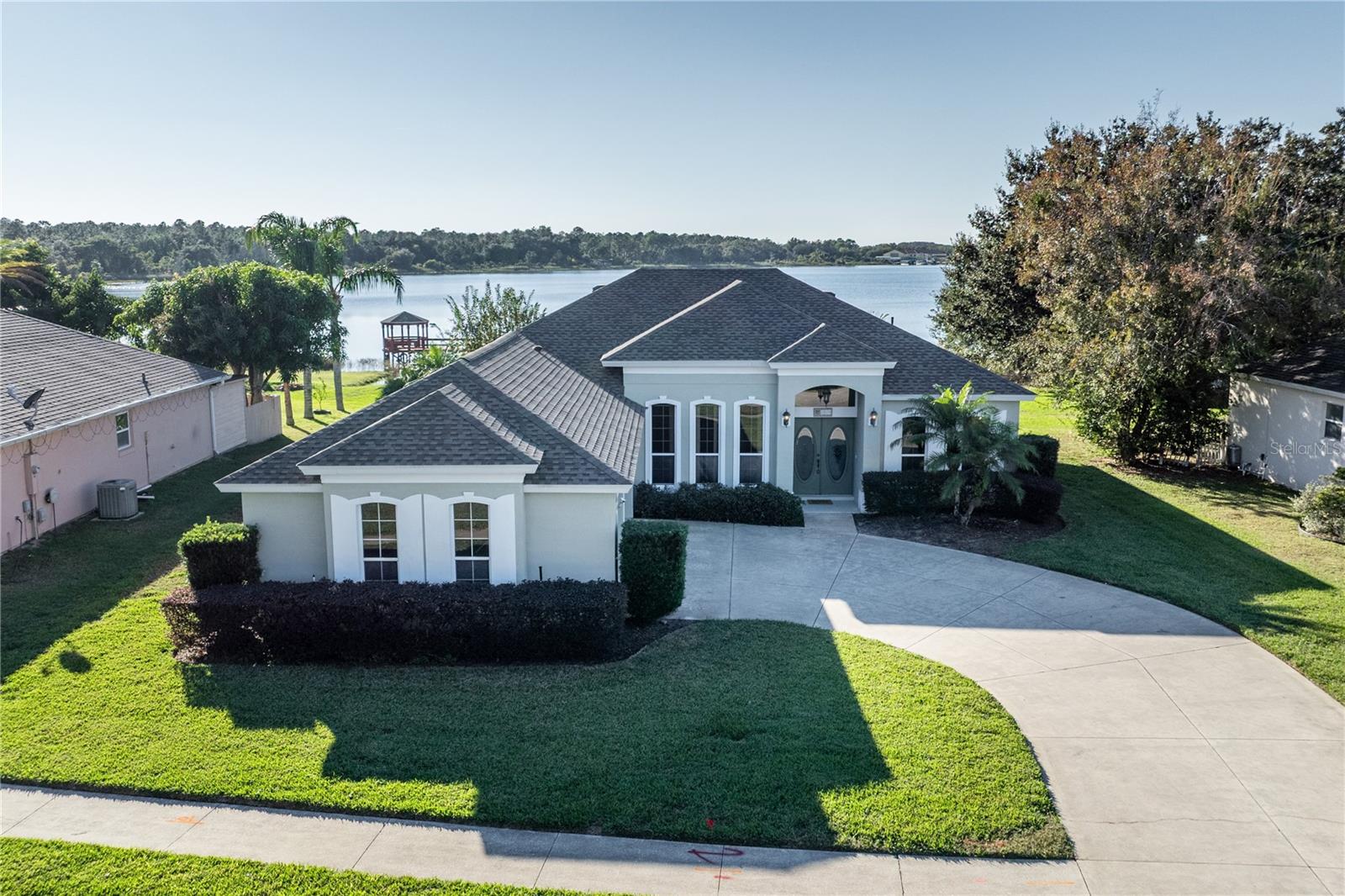 Image 8 of 67 For 3804 Bayshore Circle