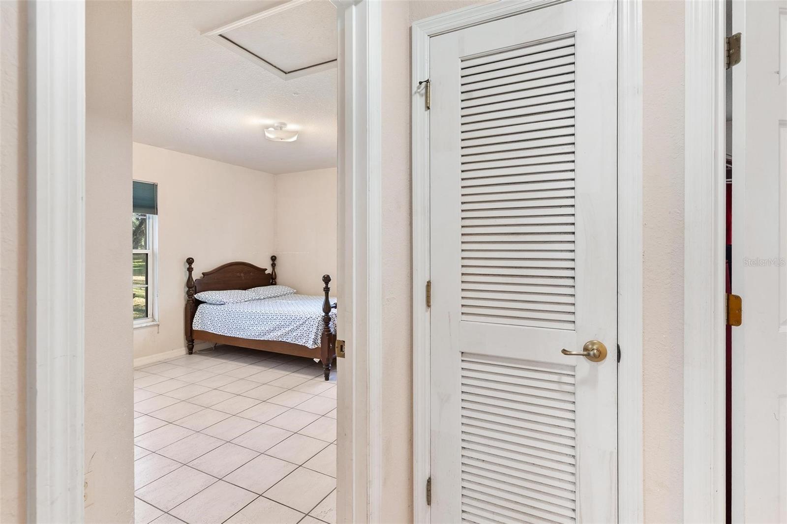 Image 18 of 43 For 7938 Jacksons River Road