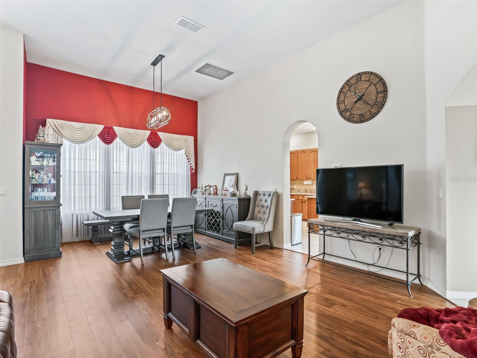 Image 14 of 64 For 17787 114th Avenue