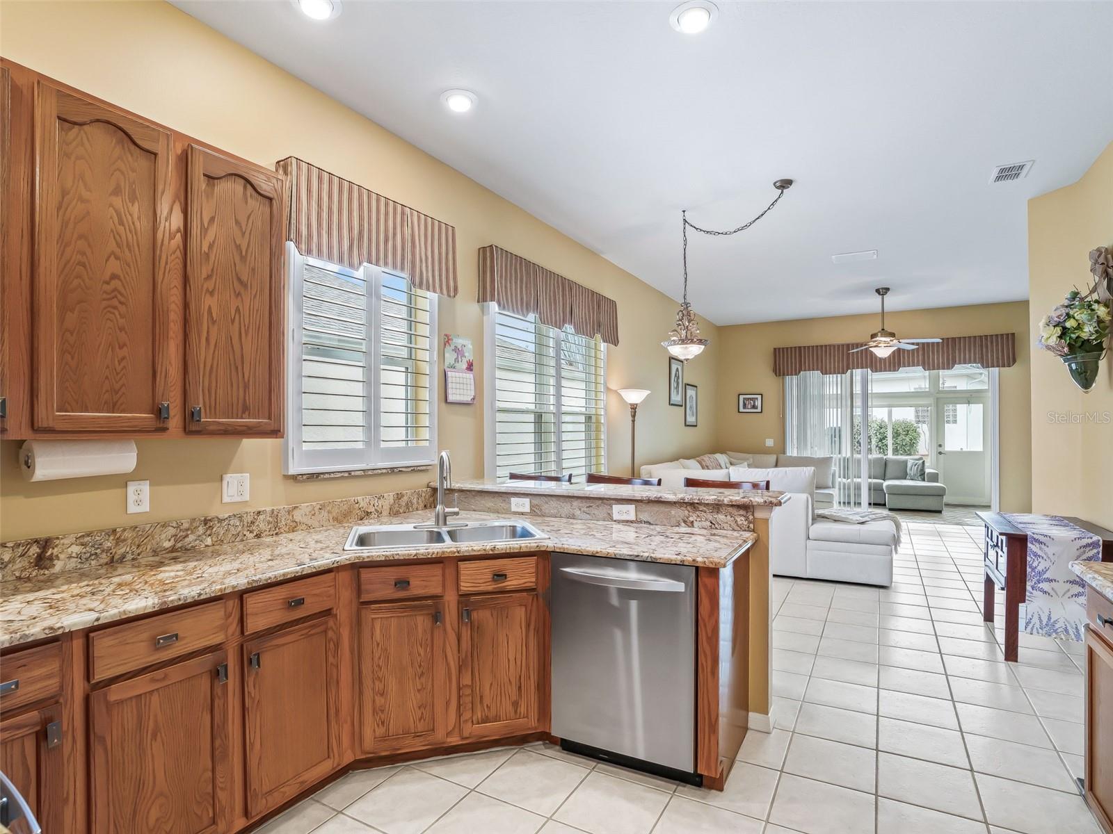 Image 20 of 64 For 17787 114th Avenue