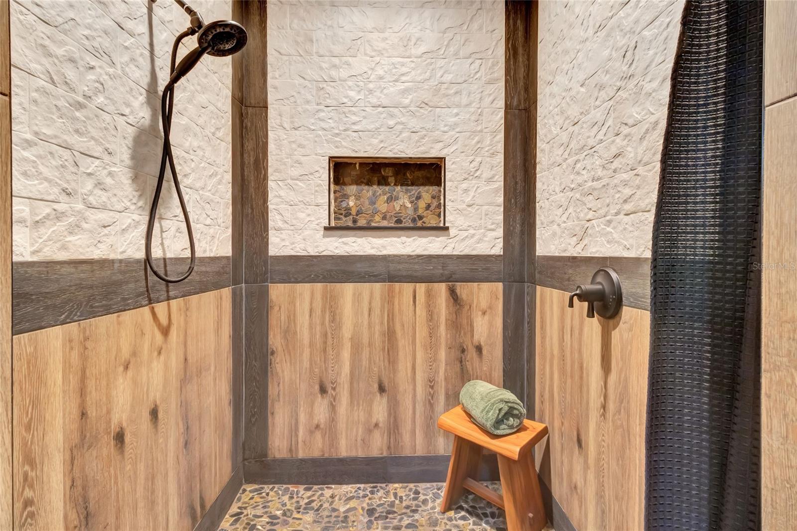 Image 28 of 63 For 7330 Crabgrass Road