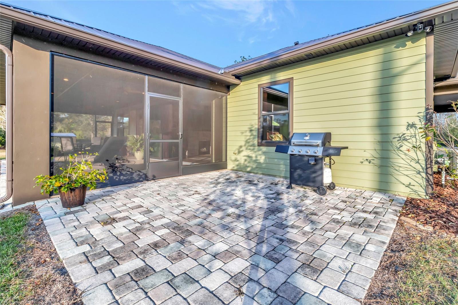 Image 37 of 63 For 7330 Crabgrass Road