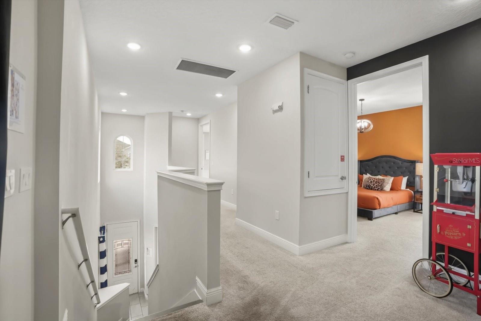 Image 20 of 49 For 421 Southfield Street