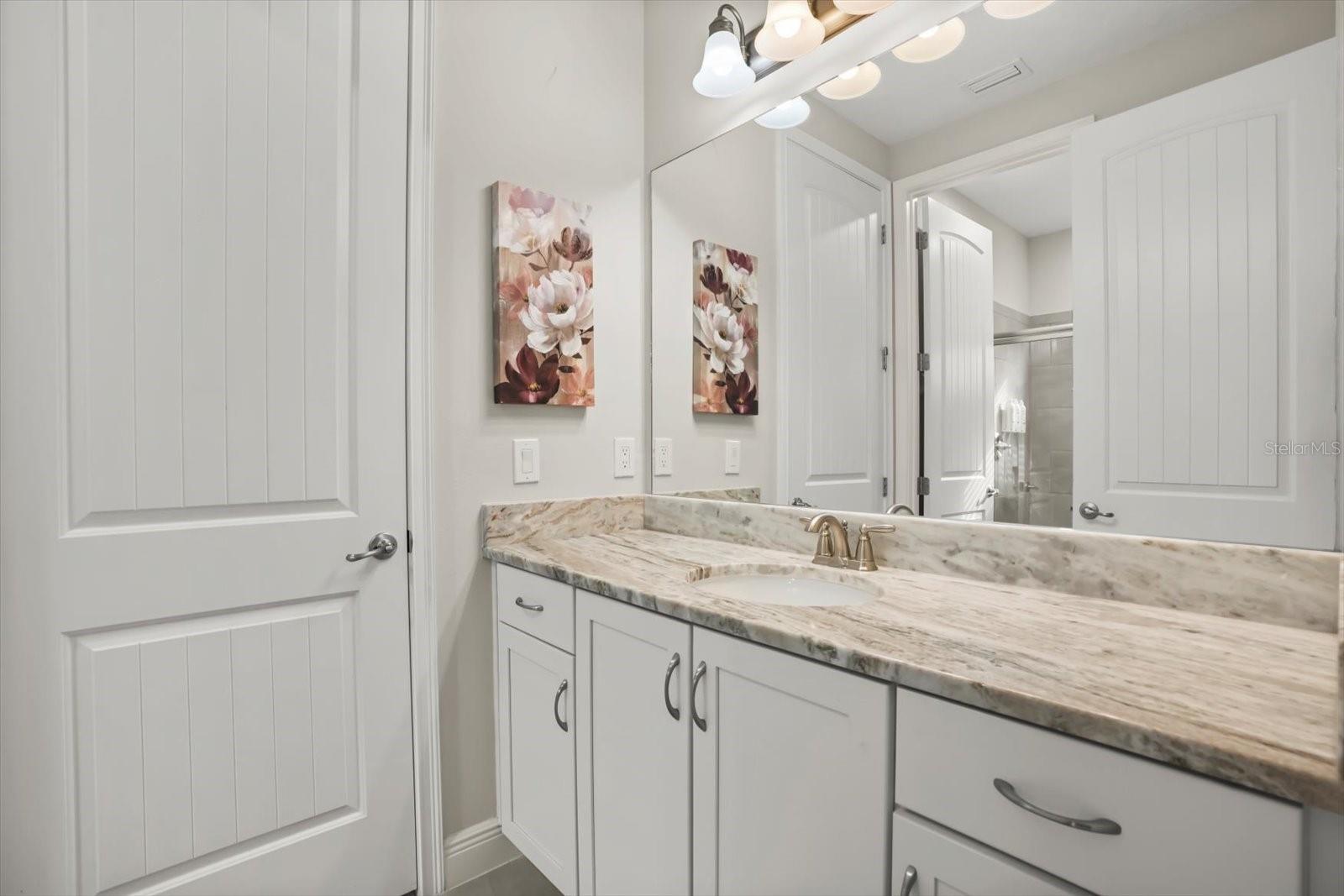 Image 25 of 49 For 421 Southfield Street