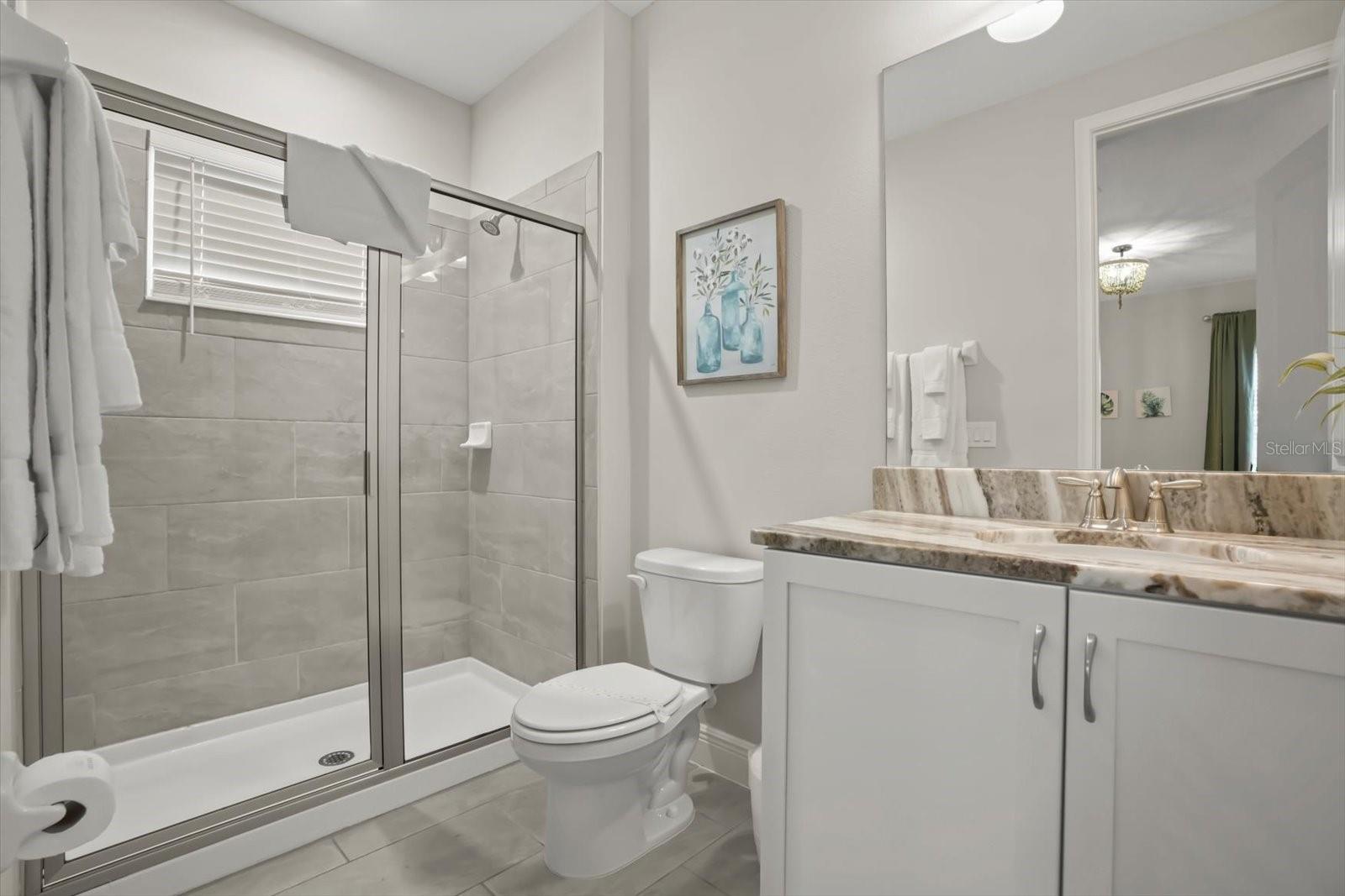 Image 29 of 49 For 421 Southfield Street