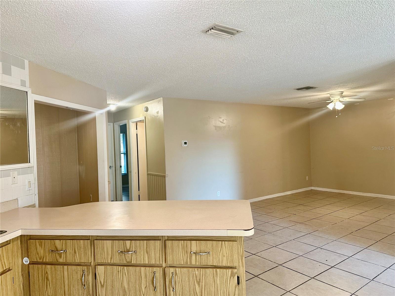 Image 7 of 18 For 2315 Centennial Boulevard