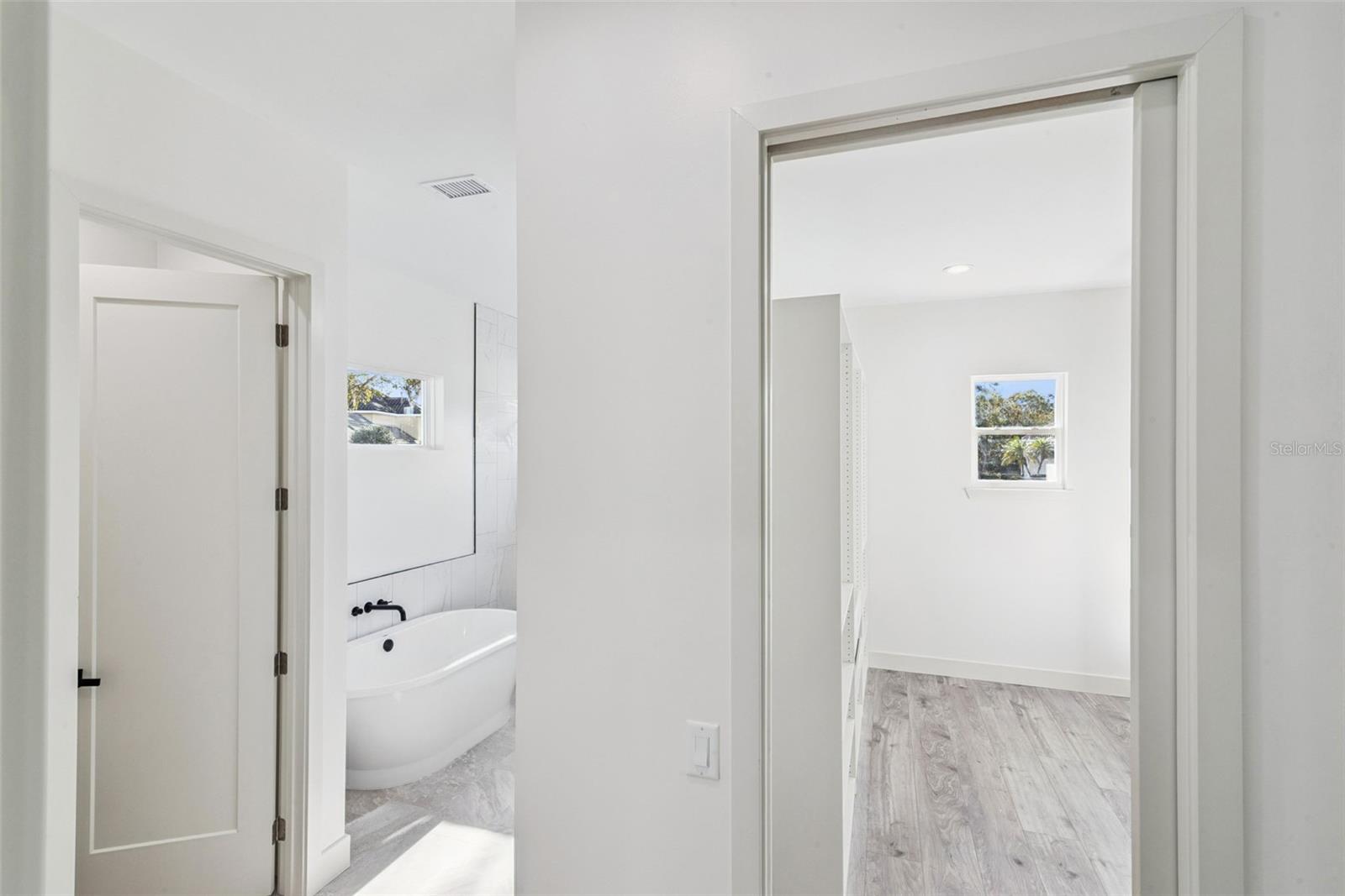 Image 20 of 46 For 9531 Mid Summer Lane