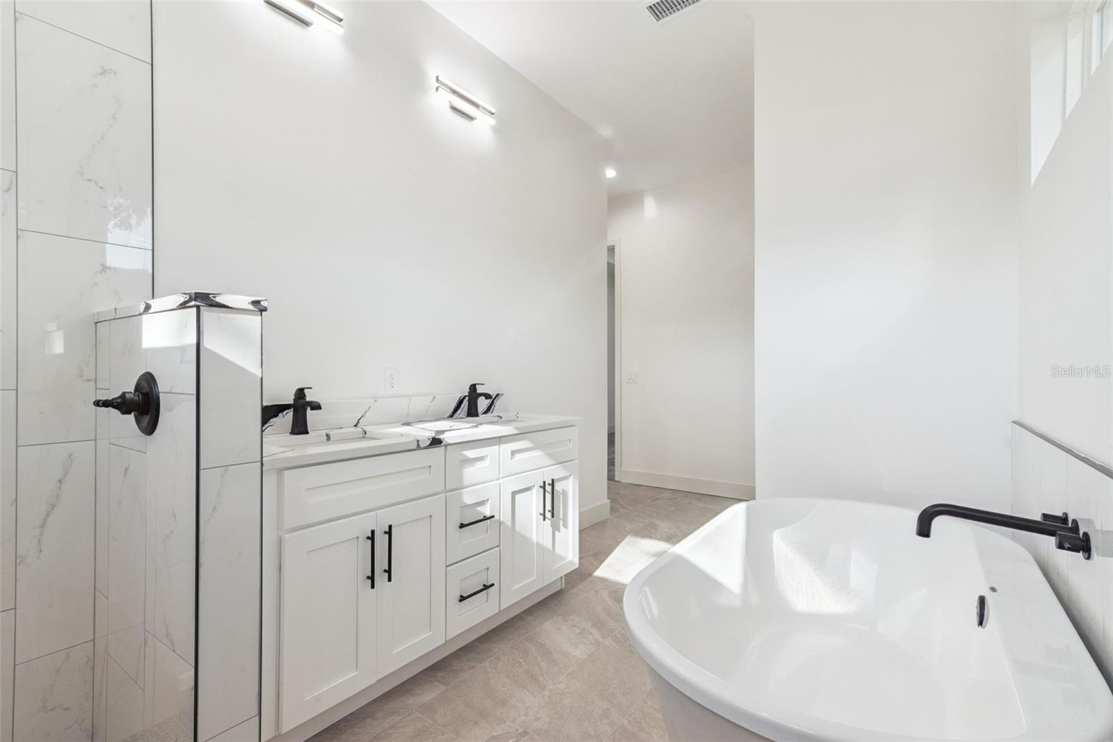 Image 24 of 46 For 9531 Mid Summer Lane