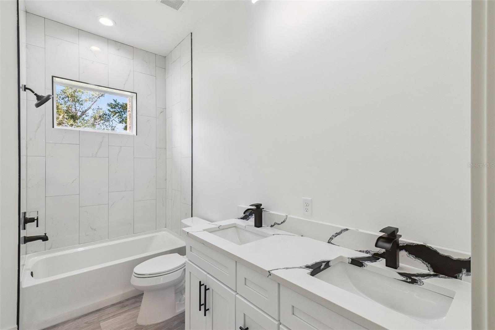 Image 29 of 46 For 9531 Mid Summer Lane