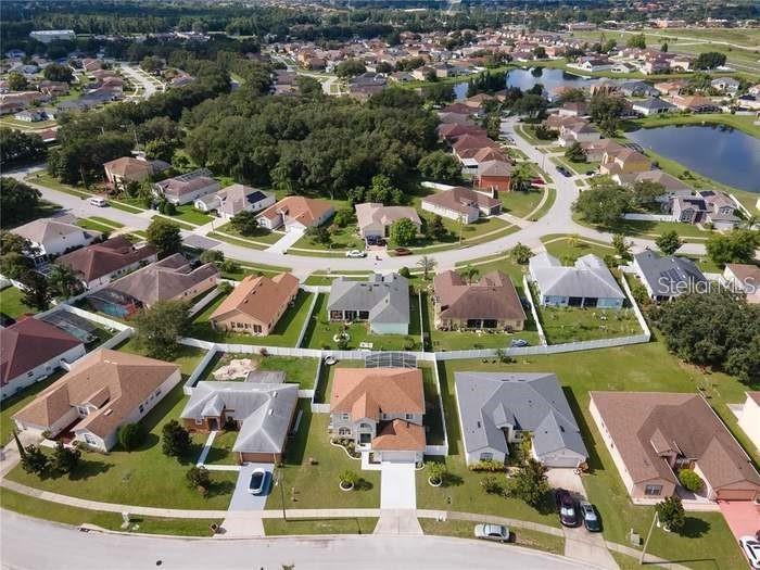 Image 3 of 15 For 412 Marlberry Leaf Avenue