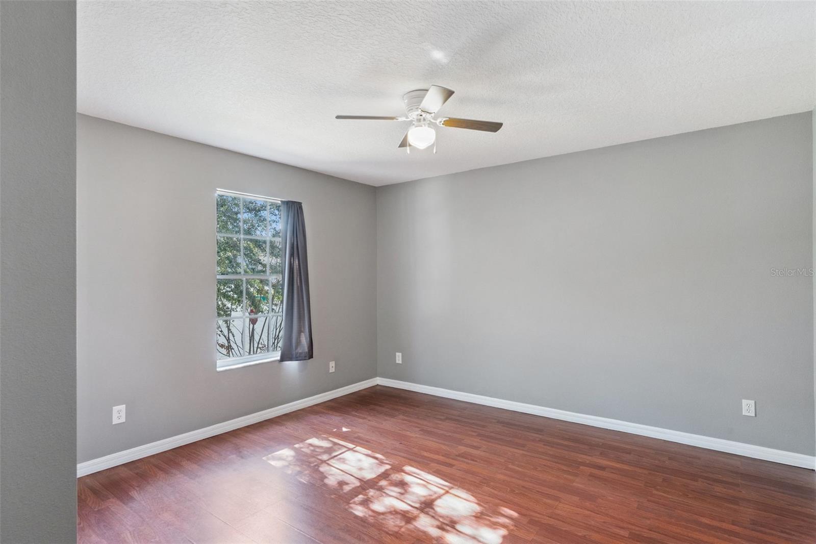 Image 29 of 53 For 297 Sky Valley Street