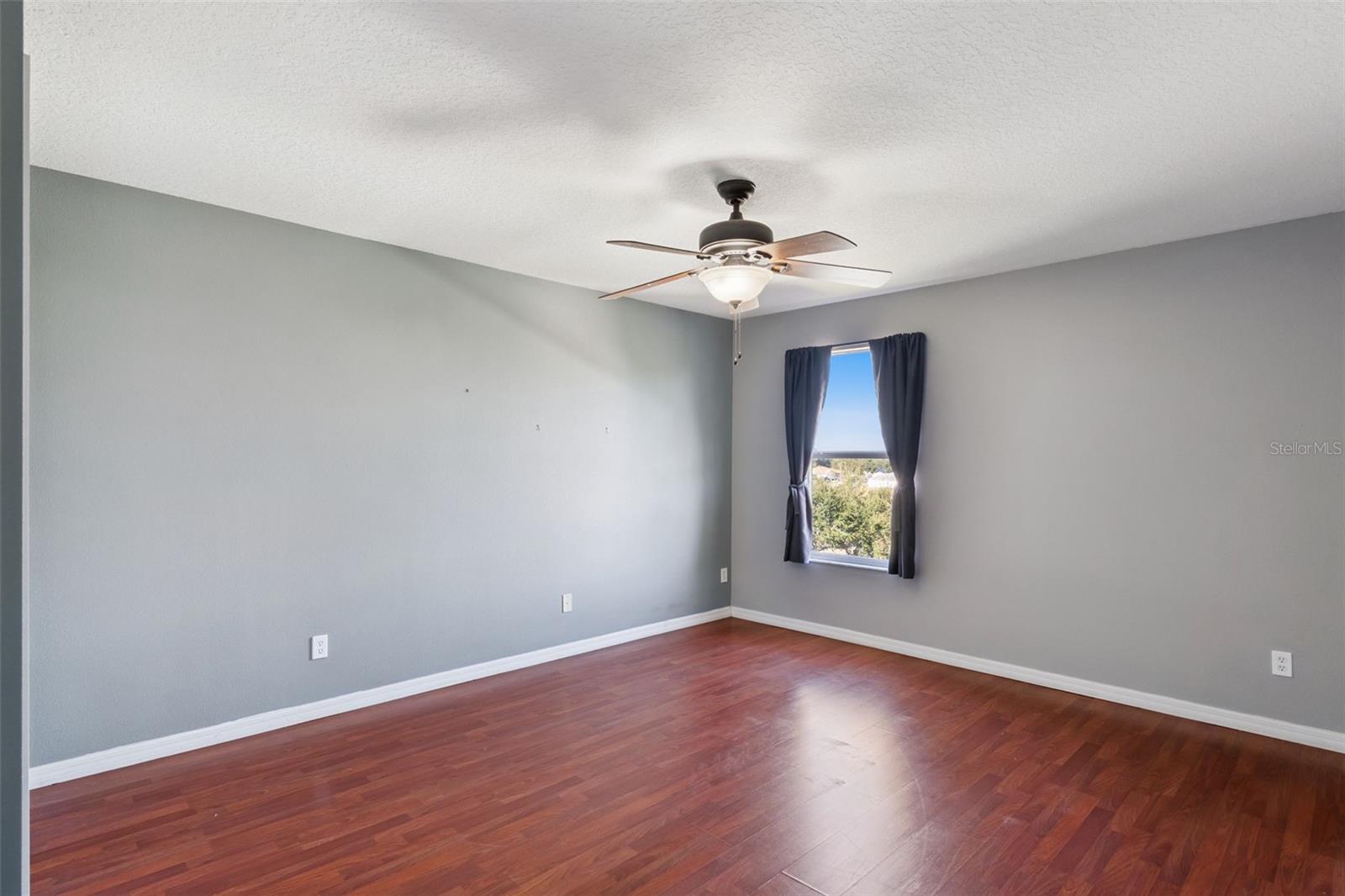 Image 30 of 53 For 297 Sky Valley Street