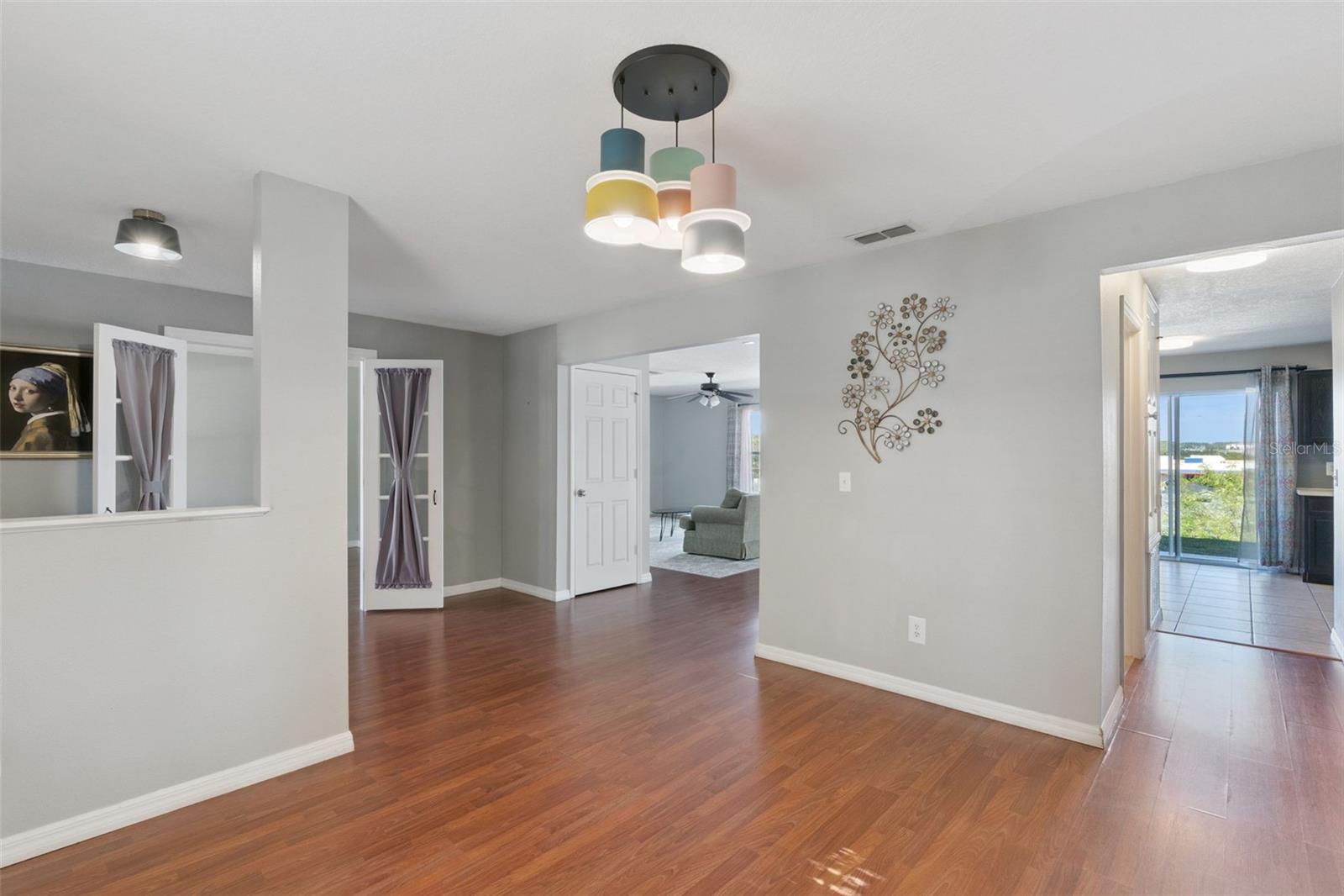 Image 4 of 53 For 297 Sky Valley Street