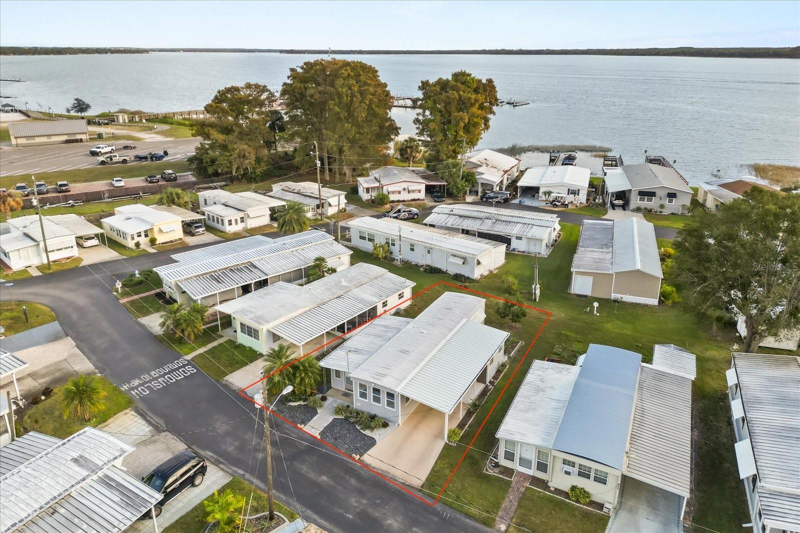 Image 25 of 27 For 465 Marina Lane