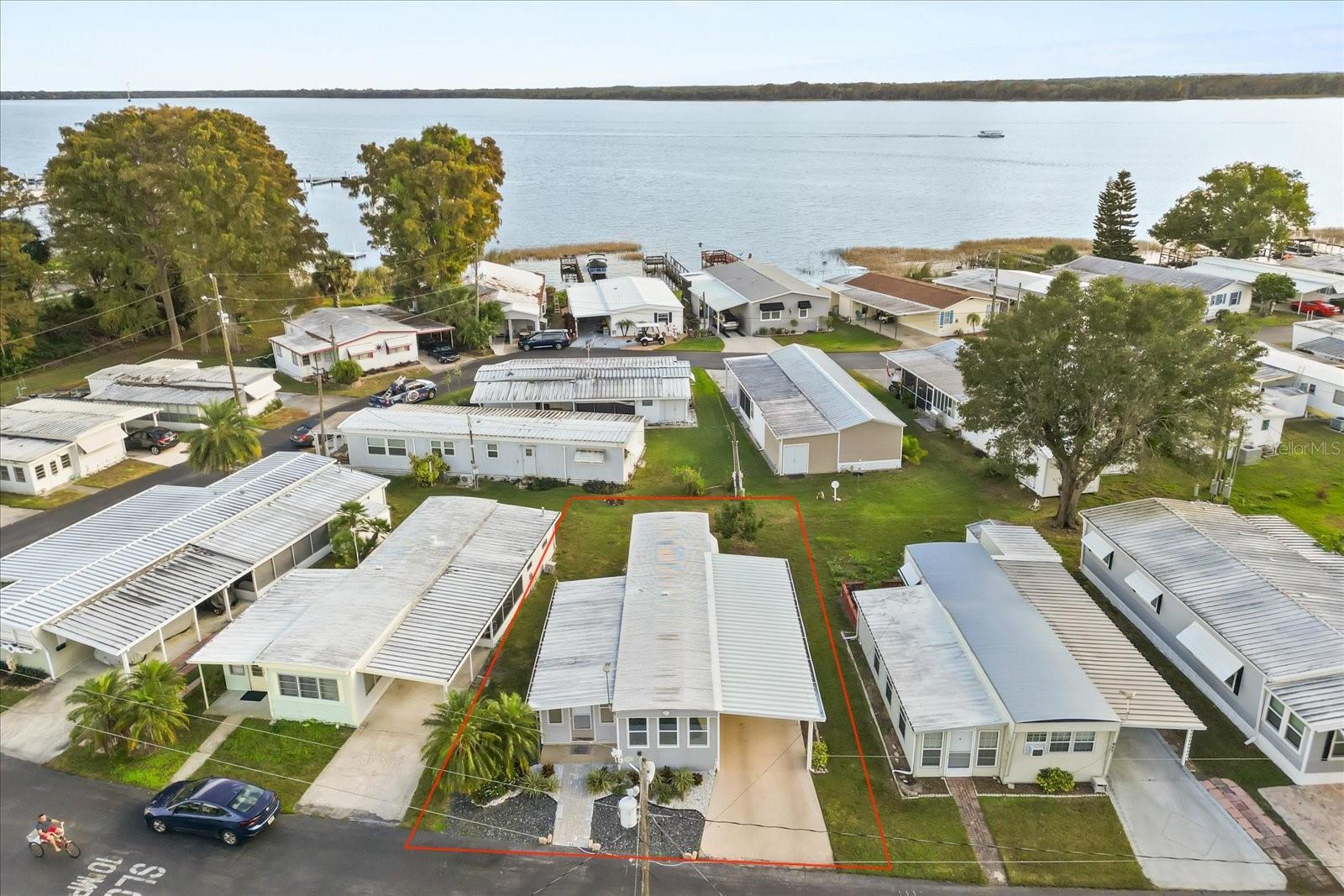 Image 26 of 27 For 465 Marina Lane