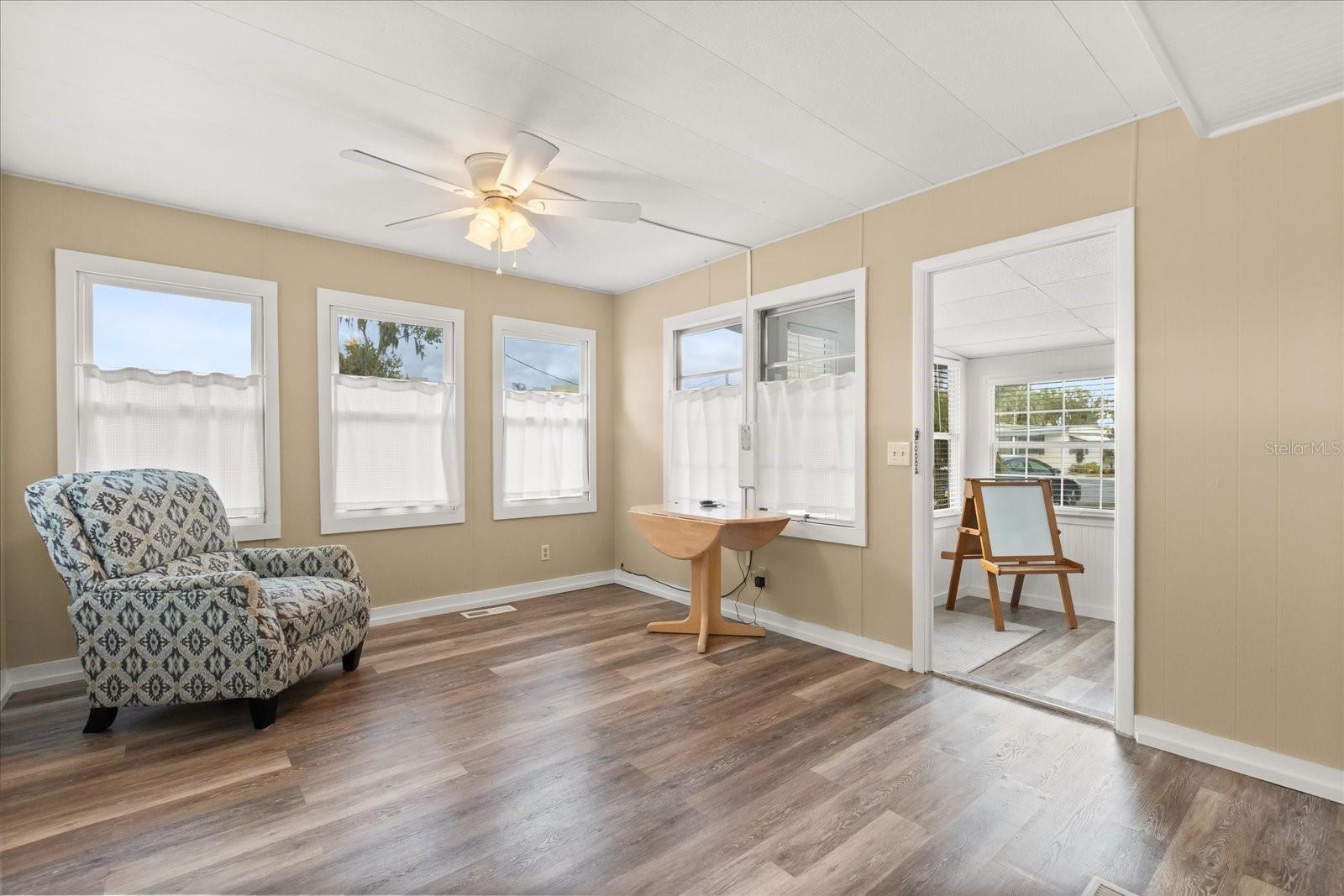 Image 9 of 27 For 465 Marina Lane