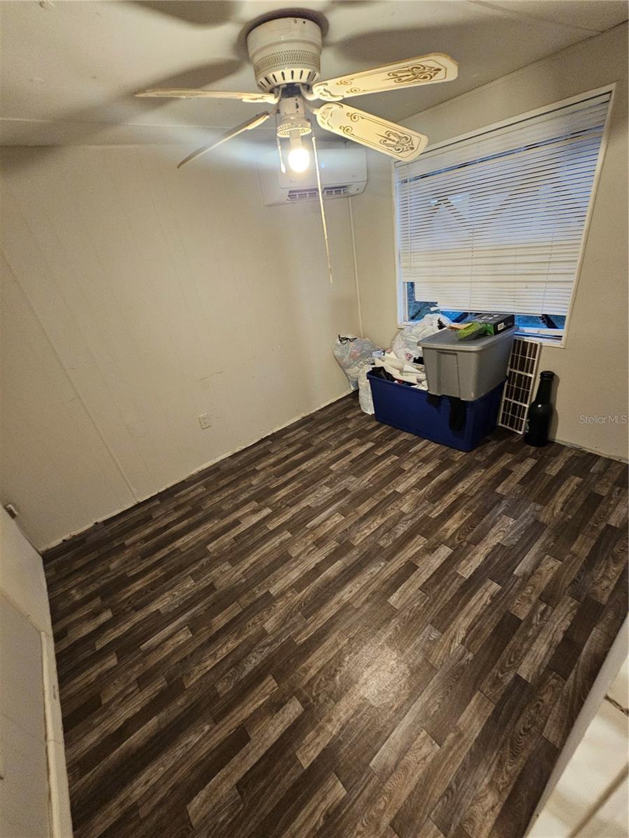 Image 11 of 27 For 24950 167th Place