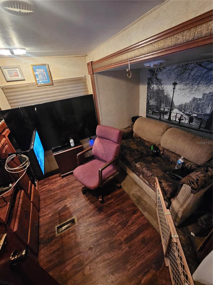 Image 26 of 27 For 24950 167th Place