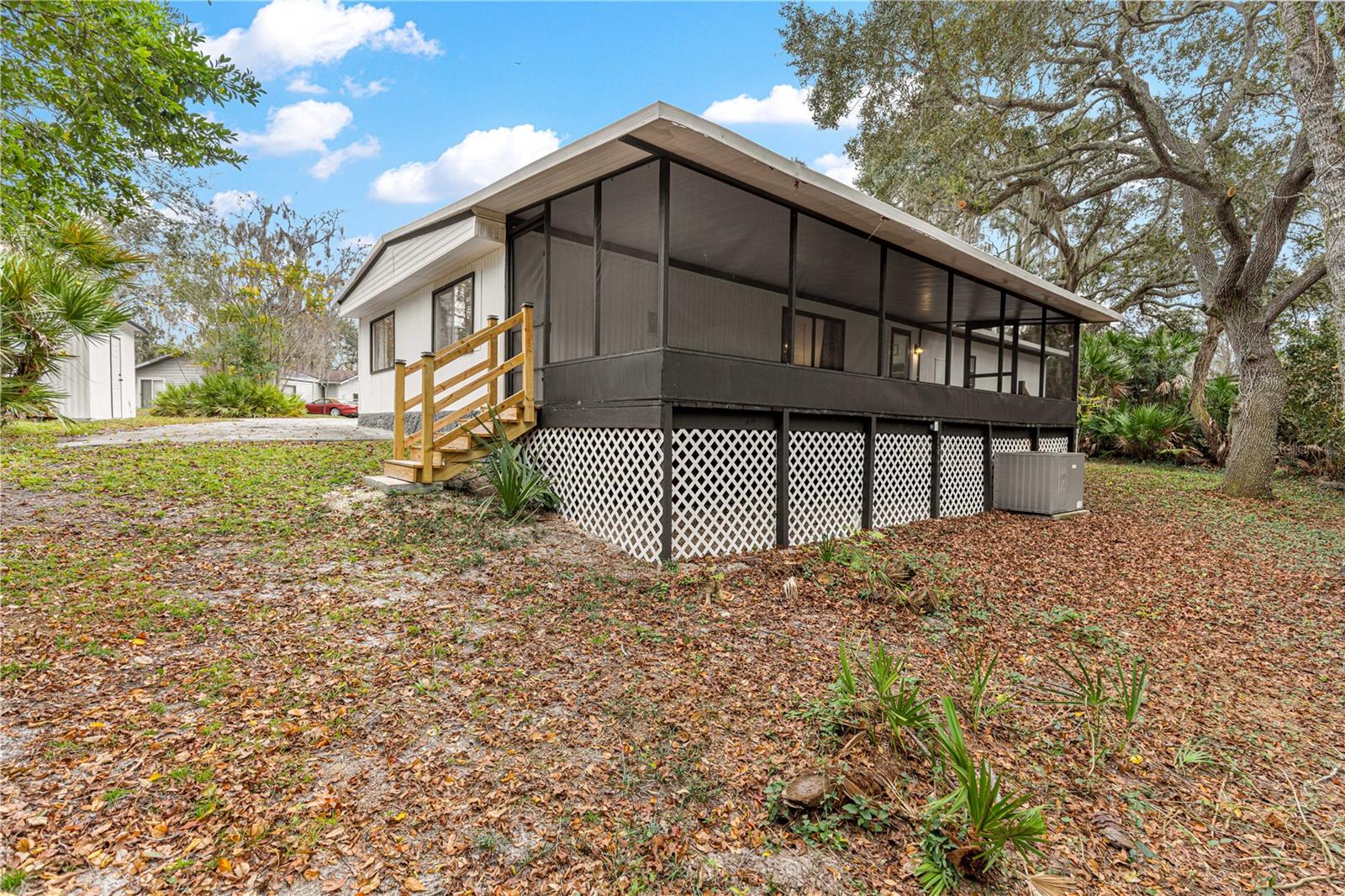 Image 30 of 41 For 18487 18th Street Road