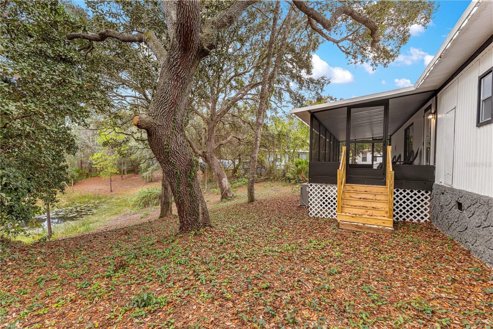 Image 31 of 41 For 18487 18th Street Road